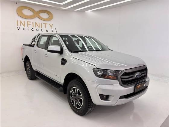 FORD RANGER 2.2 XLS 4X4 CD 16V DIESEL 4P AUTOMÁTICO
